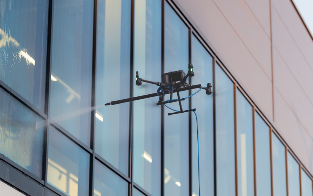 Fasádu domu vám dnes vyčistí drony